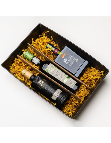 Mejores Aceites del Mundo Flos Olei 2023 - Caja regalo 3x500 ml.
