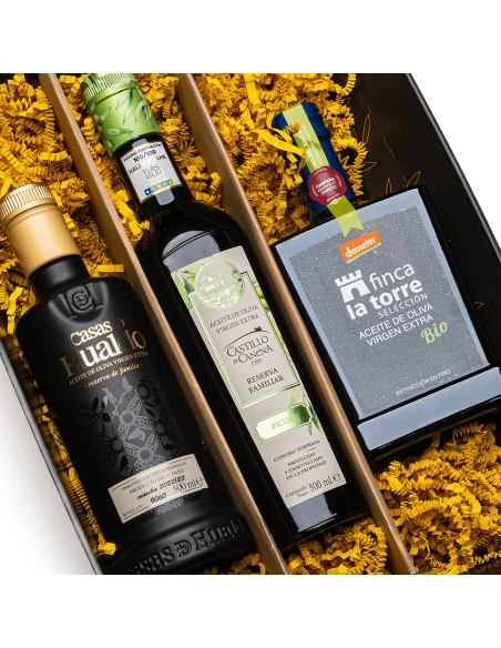 World's Best Olive Oils Flos Olei 2023 in Gift box - Oliva Oliva